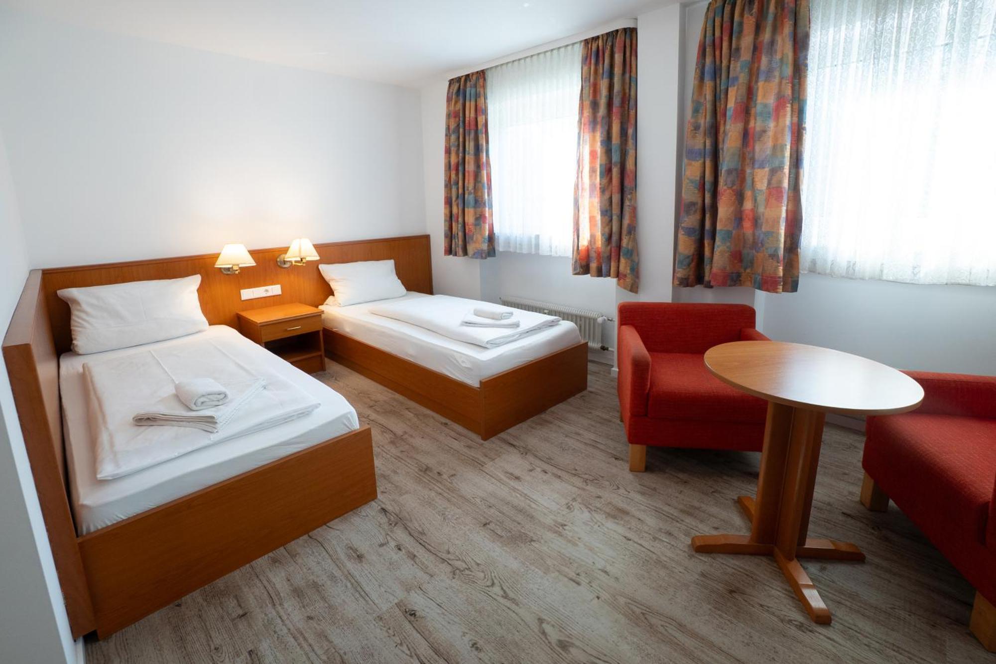 Hotel Zur Post ヘルネ エクステリア 写真