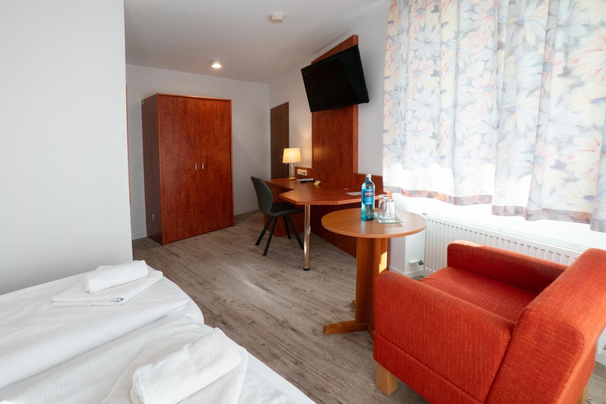 Hotel Zur Post ヘルネ エクステリア 写真